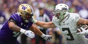 PAC-12 Championship Game - Oregon Ducks vs. Washington Huskies